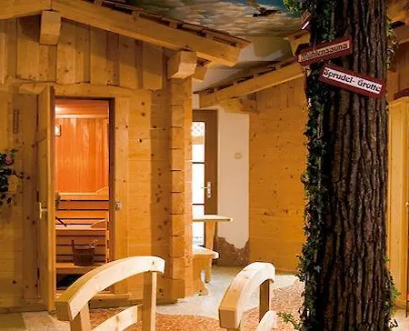 מלון Das Urbisgut 4*