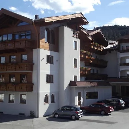 Hotel Das Urbisgut 4*