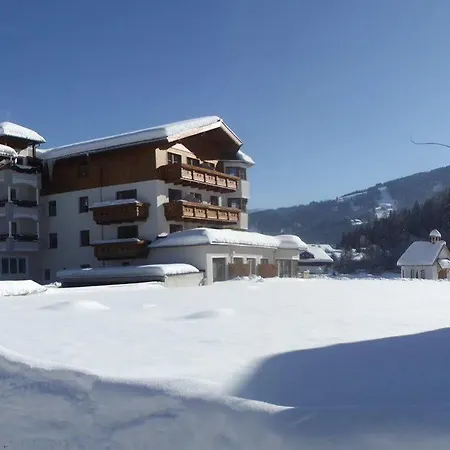 מלון Das Urbisgut 4*